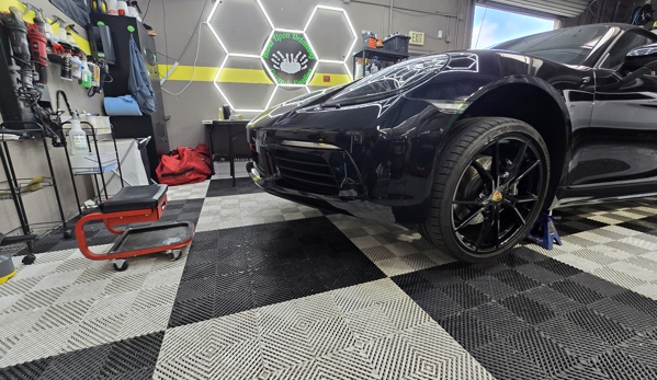 Hand Upon Detailing & Ceramic Coatings