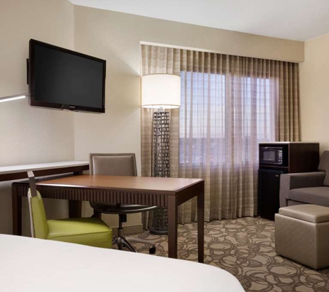 Embassy Suites by Hilton San Antonio Airport - San Antonio, TX