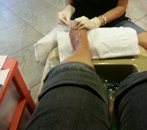 Club Nails And Spa - Orlando, FL