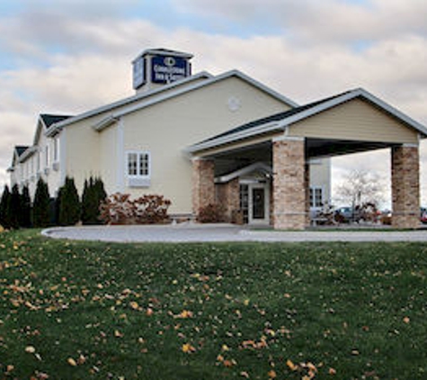 Cobblestone Inn & Suites - Oshkosh, WI