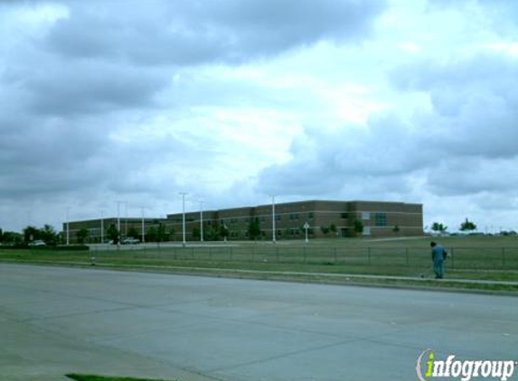 Hillwood Middle School - Fort Worth, TX