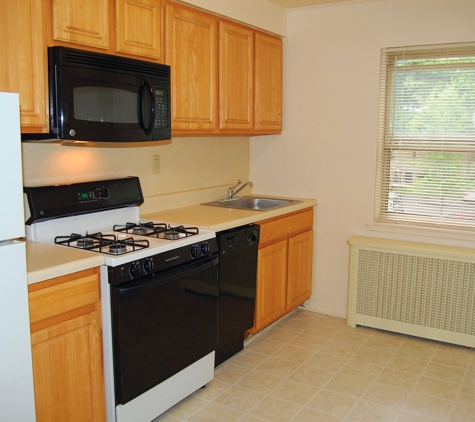 Lakeview Apartments - Leonia, NJ