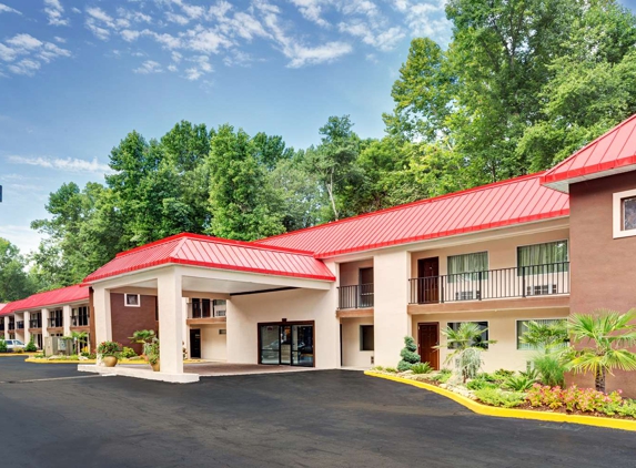 Super 8 by Wyndham Atlanta/Jonesboro Road - Atlanta, GA