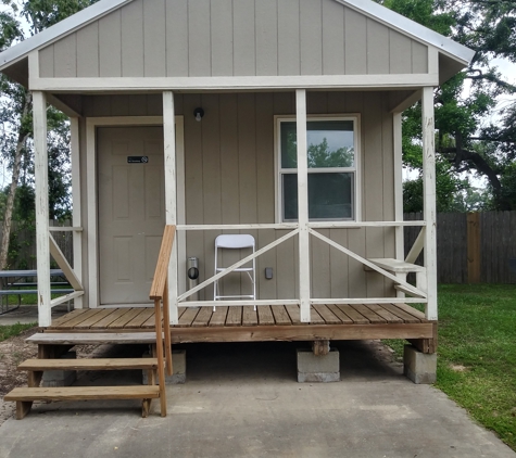 Cypress Bend RV Park - Iowa, LA. Cajun Bungalow for 2 (1 Queen Bed)