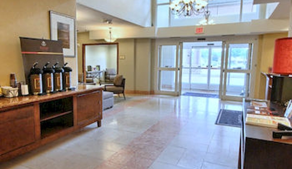 Country Inns & Suites - Dearborn, MI