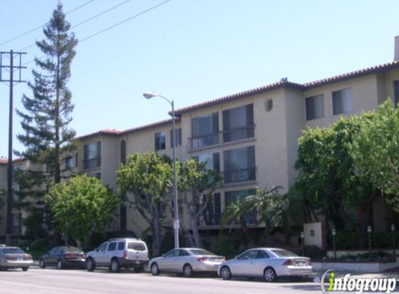 Briarcrest Condominiums - Valley Village, CA
