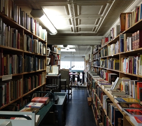 Bell's Book Store - Palo Alto, CA