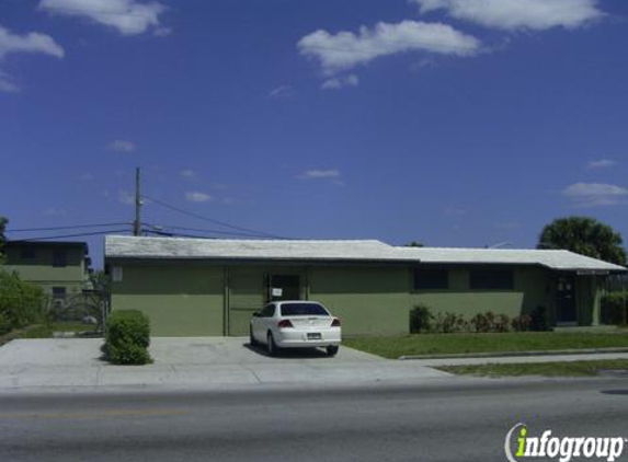 Lenox Apartments - Fort Lauderdale, FL