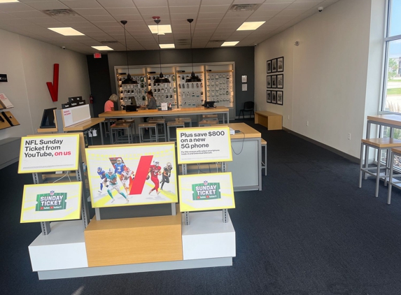 Verizon - Bettendorf, IA