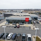 Russ Darrow Nissan of Milwaukee Service Center