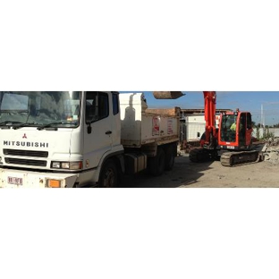 M & M Earthmoving Pty Ltd - Eatons Hill, QLD