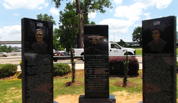 Central  Monument - Keithville, LA