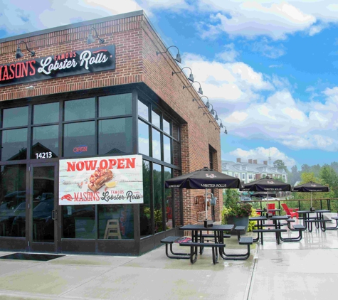 Mason's Famous Lobster Rolls - Midlothian, VA