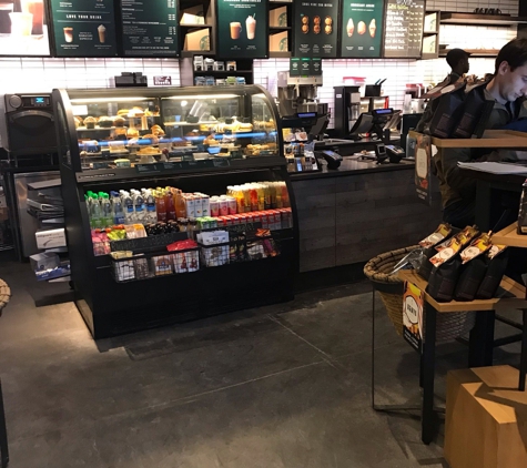 Starbucks Coffee - Chicago, IL