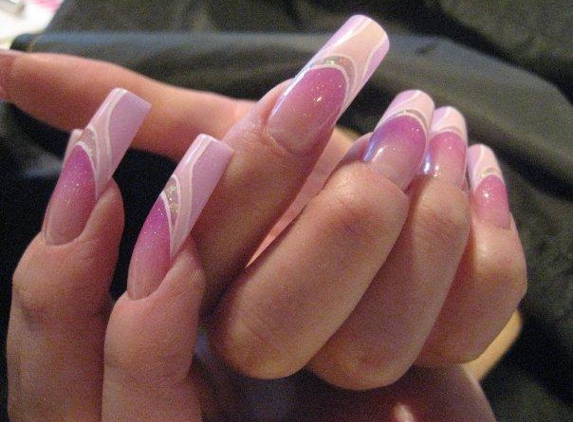 Awesome Nails - Grayslake, IL