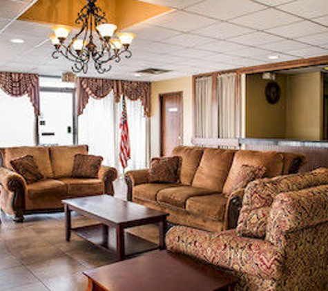 Quality Inn and Suites - Youngstown, OH