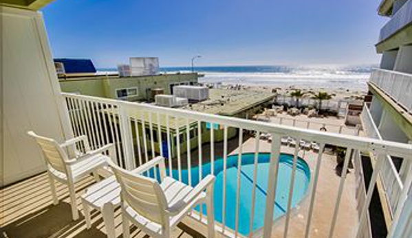 Surfer Beach Hotel - San Diego, CA