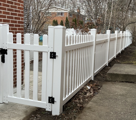 Superior Fence & Rail - Lake Bluff, IL