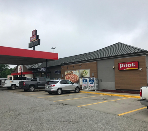 Pilot Travel Center - Hurricane Mills, TN