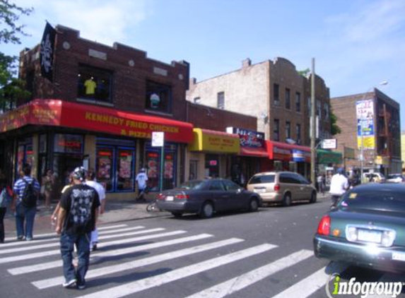 Happy World Chinese Takeout - Corona, NY