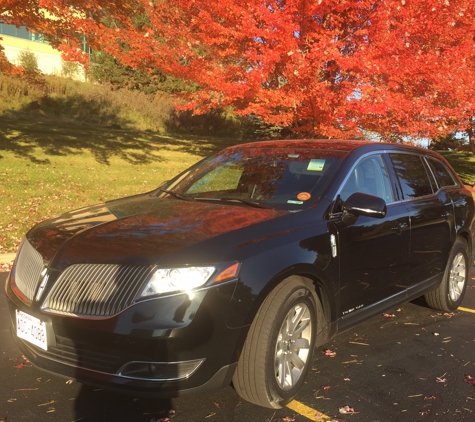 Airport  Town Car Taxi - Milwaukee, WI