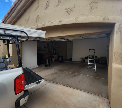 Arizona Garage Door Repair Guru - Scottsdale, AZ. garage door replacement Scottsdale az