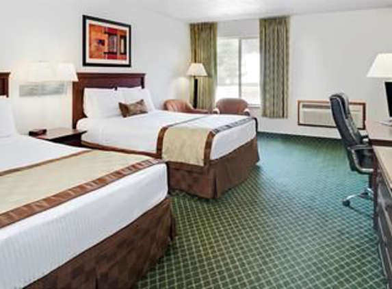 Ramada by Wyndham Spokane Valley - Spokane Valley, WA