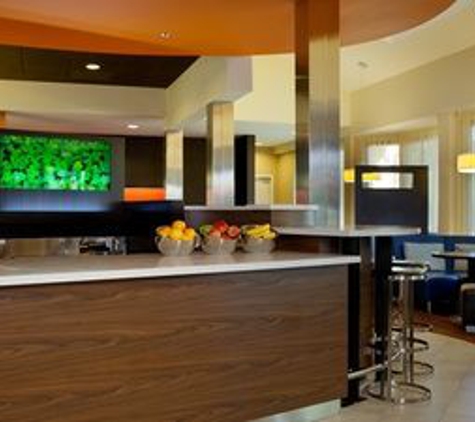 Courtyard by Marriott - San Bruno, CA