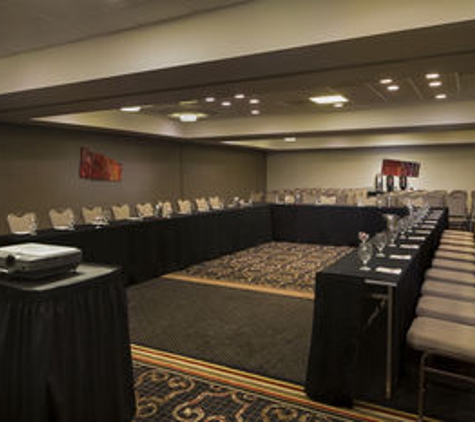 DoubleTree by Hilton Hotel Raleigh - Brownstone - University - Raleigh, NC