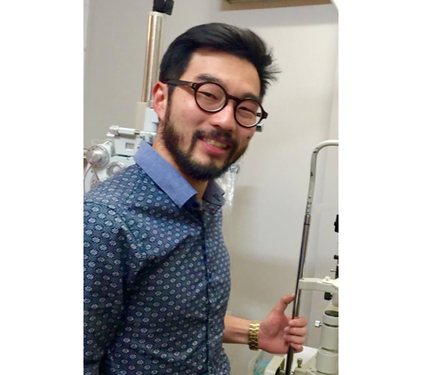 Glenn Howell Optometrist - Hamilton, VIC