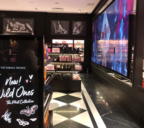 Victoria's Secret - Santa Monica, CA