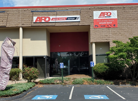 Auto Parts Outlet - West Hartford - West Hartford, CT