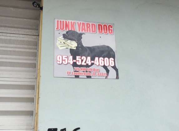 Junk Car Dog - Fort Lauderdale, FL