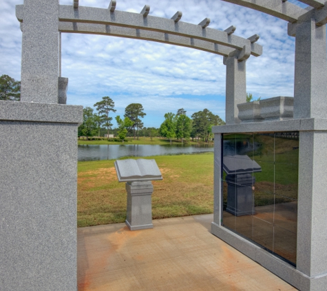 Forest Lawn Memory Gardens - Meridian, MS