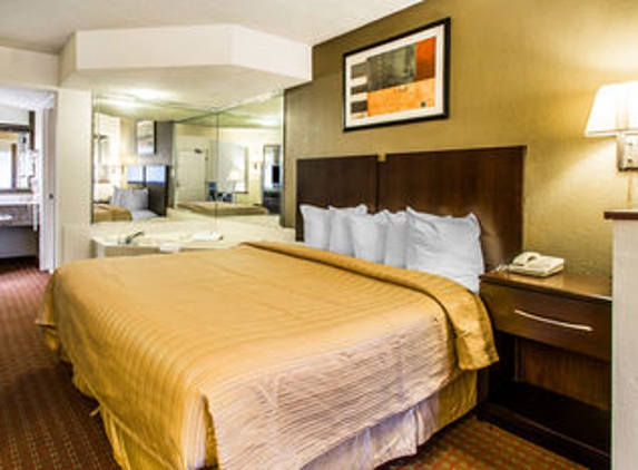 Quality Inn & Suites near Panama City Beach - Panama City, FL