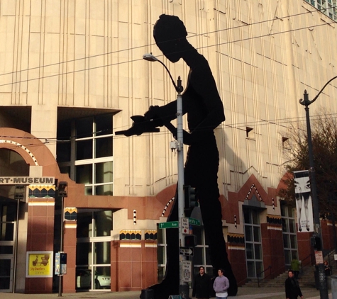 Hammering Man - Seattle, WA