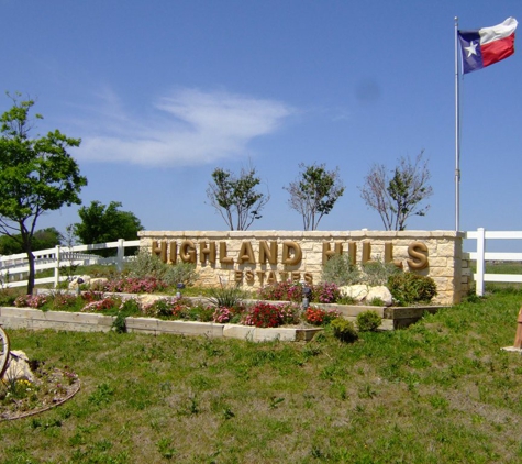 Highland Hills Est-Riverside - Decatur, TX