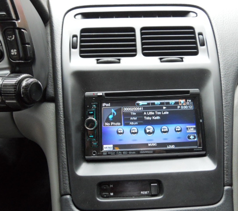 Manny's Auto Sound - Wellington, FL. Custom dashboard radio for the 300zx