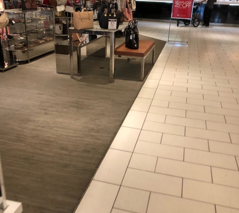 Macy's - Burbank, CA