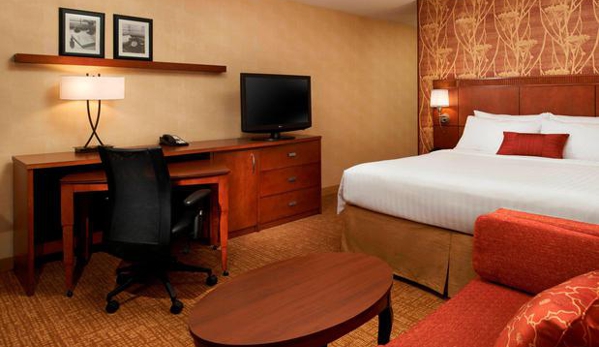 Courtyard by Marriott - Arlington Heights, IL