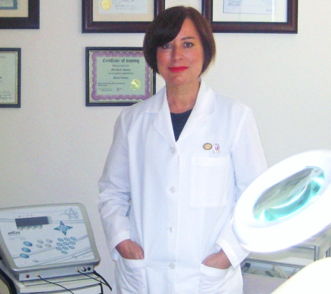Mariana's Electrolysis Clinic - Chicago, IL