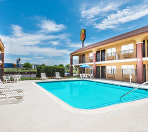 Super 8 by Wyndham Midwest City OK - Oklahoma City, OK