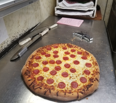 Barton's Pizzeria - Highland, IN