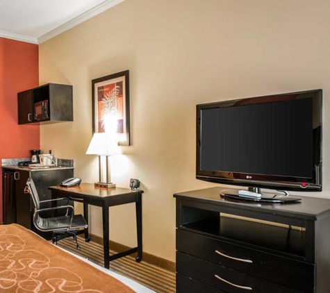 Comfort Suites Panama City near Tyndall AFB - Panama City, FL