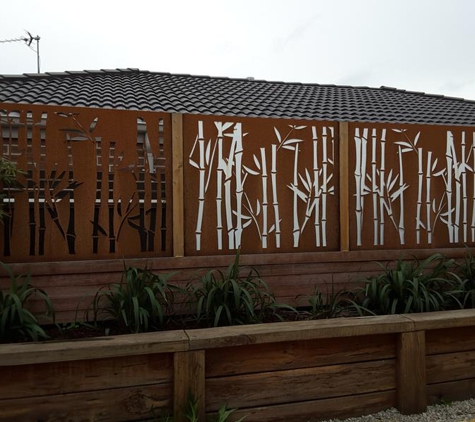 MDB Landscaping Design & Construction - Buninyong, VIC. Perspex sheet fell off. The others are loose.