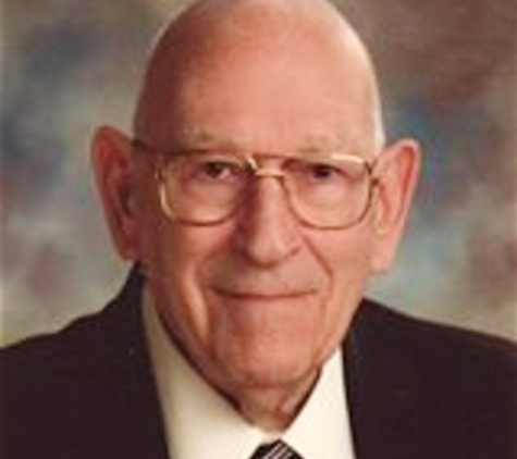 Dr. Olwyn Kenneth Davies, MD - Silverton, OR