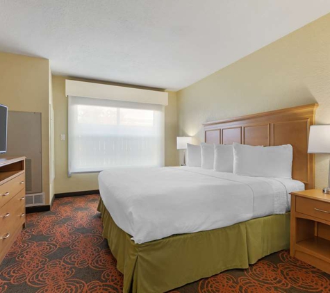 Best Western Plus Waco North - Bellmead, TX