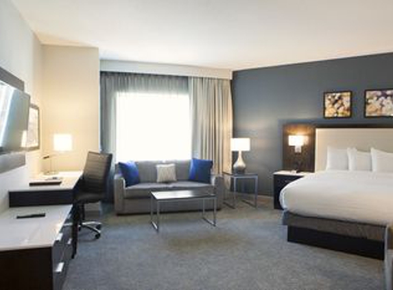 Hilton Garden Inn Minneapolis University Area - Minneapolis, MN