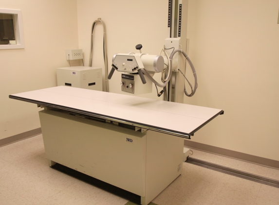 CareSpot - Pompano Beach, FL. CareSpot xray table