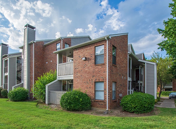 Creekstone Apartments - Nashville, TN